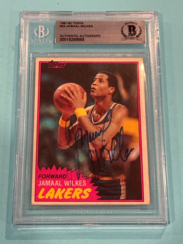 JAMAAL WILKES Signed 1981-82 TOPPS Card #23 Beckett Authenticated BAS