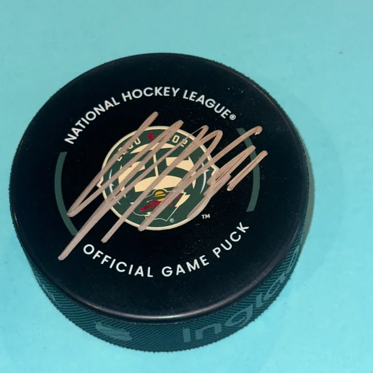 JESPER WALLSTEDT Signed Minnesota WILD 25th Ann Official GAME Puck Beckett (BAS)