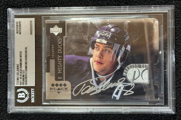 Teemu Selanne Signed 1997/98 Black Diamond Premium Cut Quad Diamond Card BAS