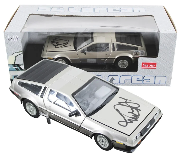 Michael J. Fox Back To The Future Signed 1:18 Die Cast DeLorean Time Machine BAS