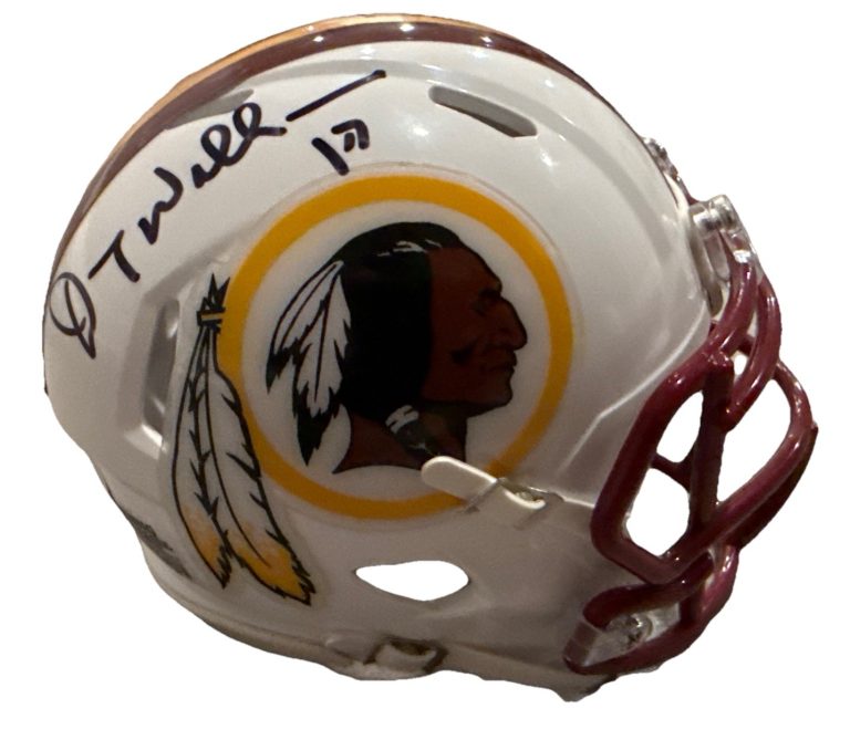 DOUG WILLIAMS signed (Washington Redskins) mini football helmet BECKETT BW07847