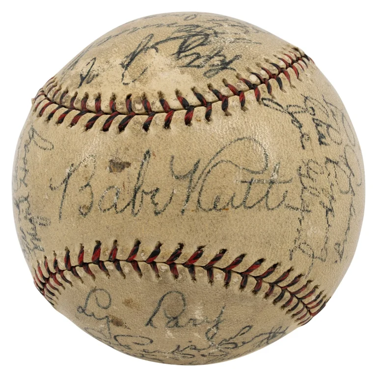 Babe Ruth & Lou Gehrig 1933 New York Yankees Team Signed Baseball JSA COA