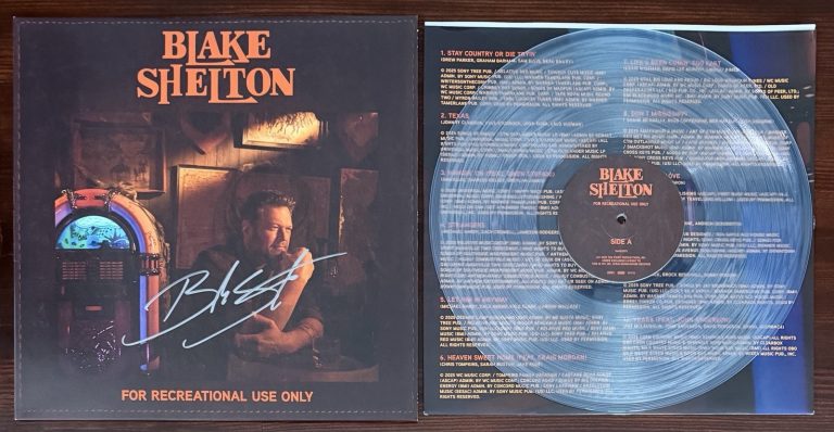 SIGNED Blake Shelton For Recreational Use Only AUTO ON COVER Vinyl PSA DNA COA