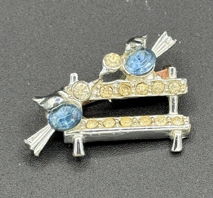 Vintage 2 Birds On Park Bench Rhinestone Blue Brooch Pin