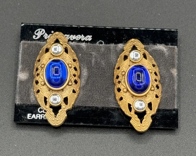 Vintage Primavera Filigree Blue Cabochon Clip On Earrings