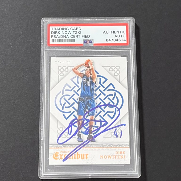 2015-16 Panini Excalibur #132 Dirk Nowitzki Signed Card PSA Dallas Mavericks