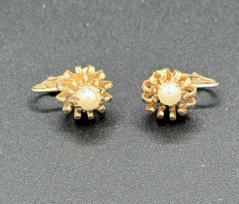 Vintage Coro Gold Tone Clip On Earrings  & Faux Pearls