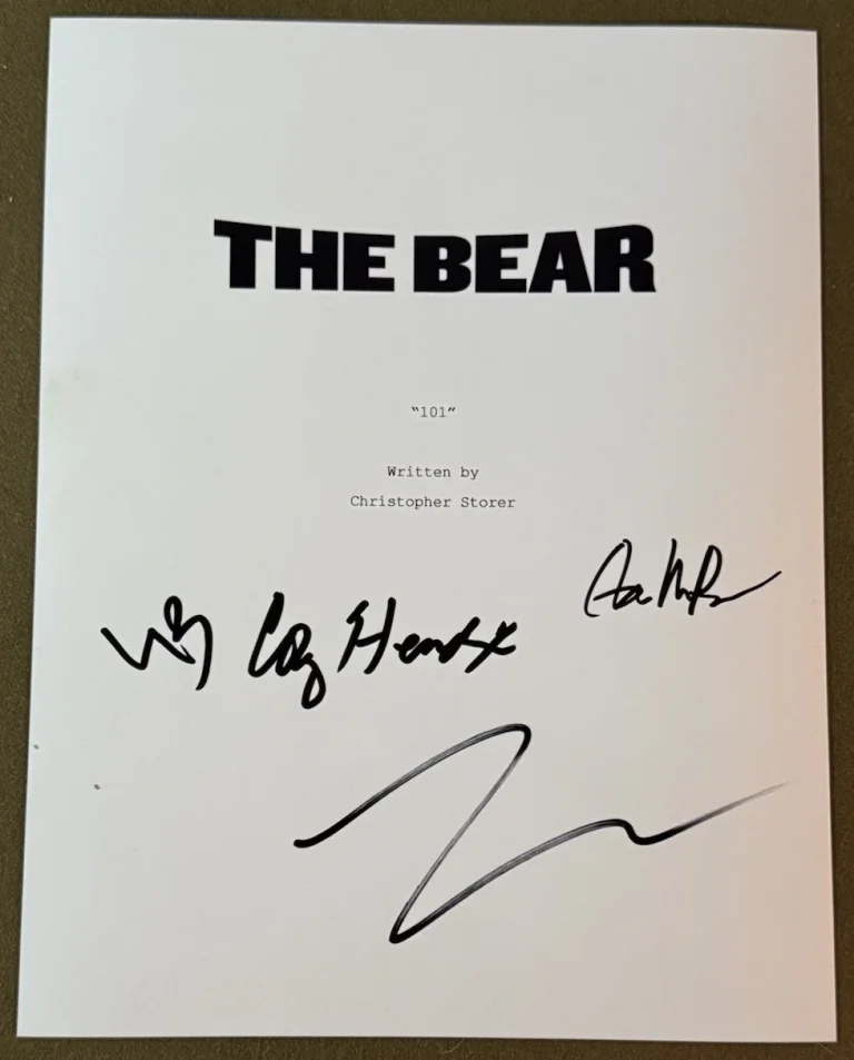 THE BEAR SIGNED SCRIPT X5 TV SHOW JEREMY ALLEN WHITE EBON AUTOGRAPH COA