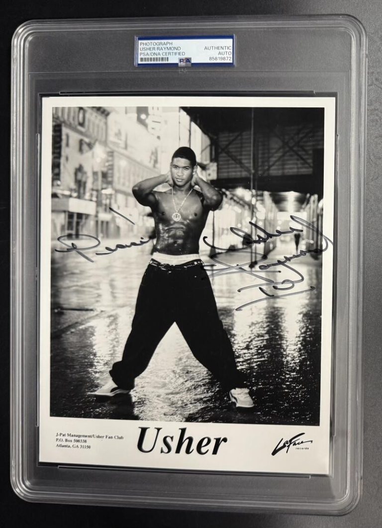 Usher Raymond Signed Autograph PSA/DNA 8x10 Promo Photo - Full Vintage Signature