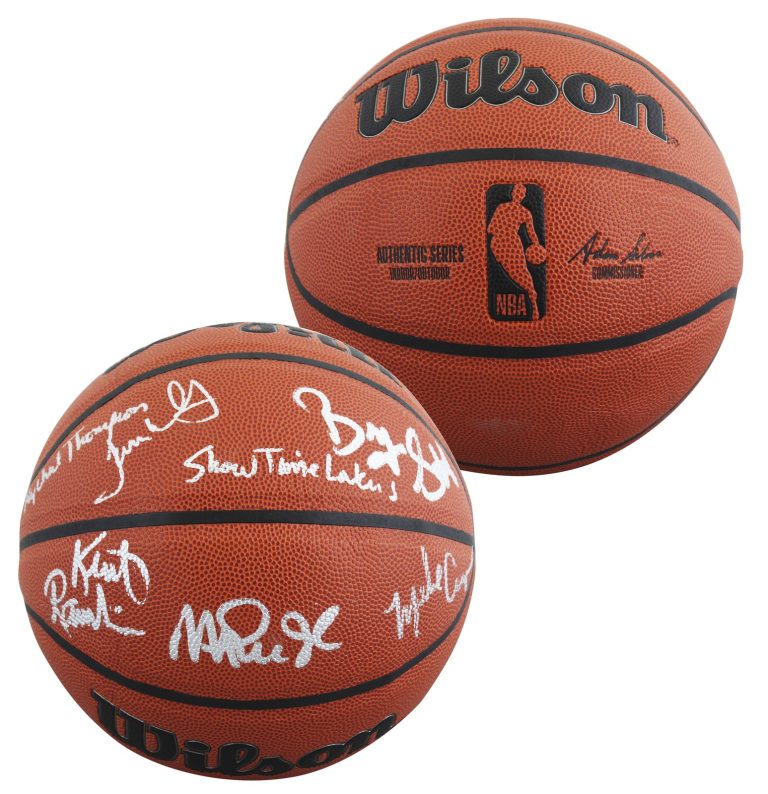 Showtime Lakers (6) Johnson, Thompson, Worthy, Scott +2 Signed Basketball BAS W