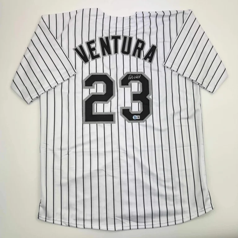 Autographed/Signed Robin Ventura Chicago Pinstripe Baseball Jersey Beckett COA