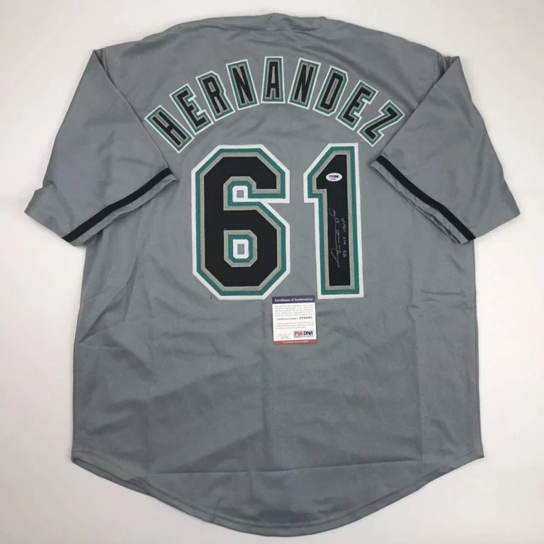 Autographed/Signed LIVAN HERNANDEZ 97 WS MVP Florida Grey Jersey PSA/DNA COA