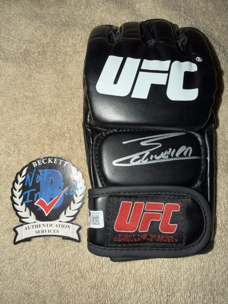 Charles Oliveira Signed UFC Glove UFC Superstar Champ Brazil Do Bronx Beckett #2