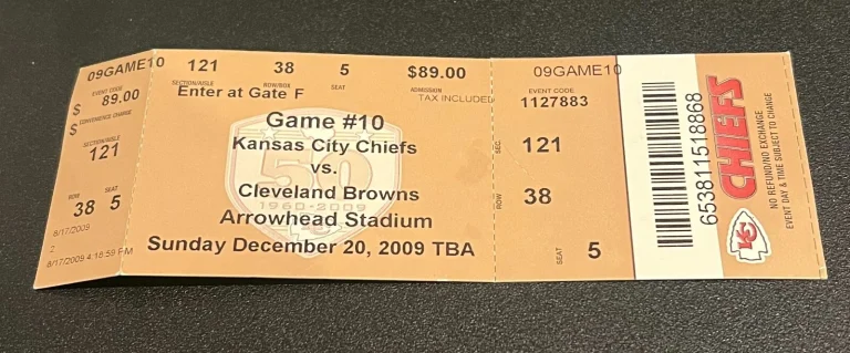 FOOTBALL TICKET STUB ARROWHEAD KANSAS CITY CHIEFS 2009 CLEVELAND BROWNS 12/20