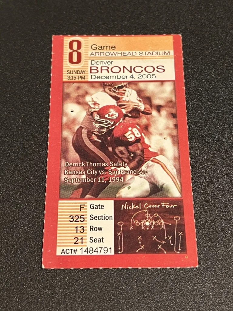 FOOTBALL TICKET STUB ARROWHEAD KANSAS CITY CHIEFS DENVER BRONCOS 12/4 2005
