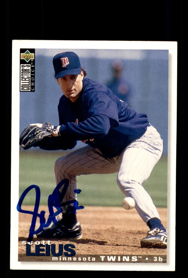 Signed Baseball Card Auto Scott Leius 1995 Collector's Choice #486 Twins