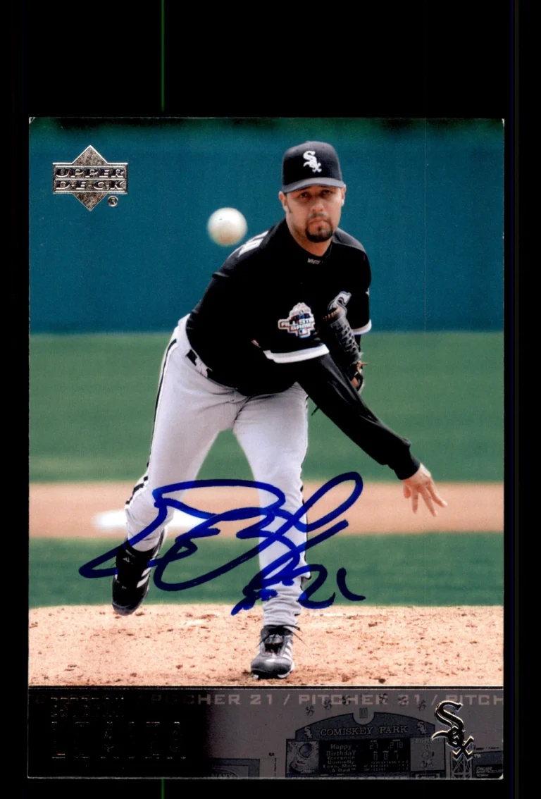 Signed Baseball Card Auto Esteban Loaiza 2004 Upper Deck #315 Chicago White Sox