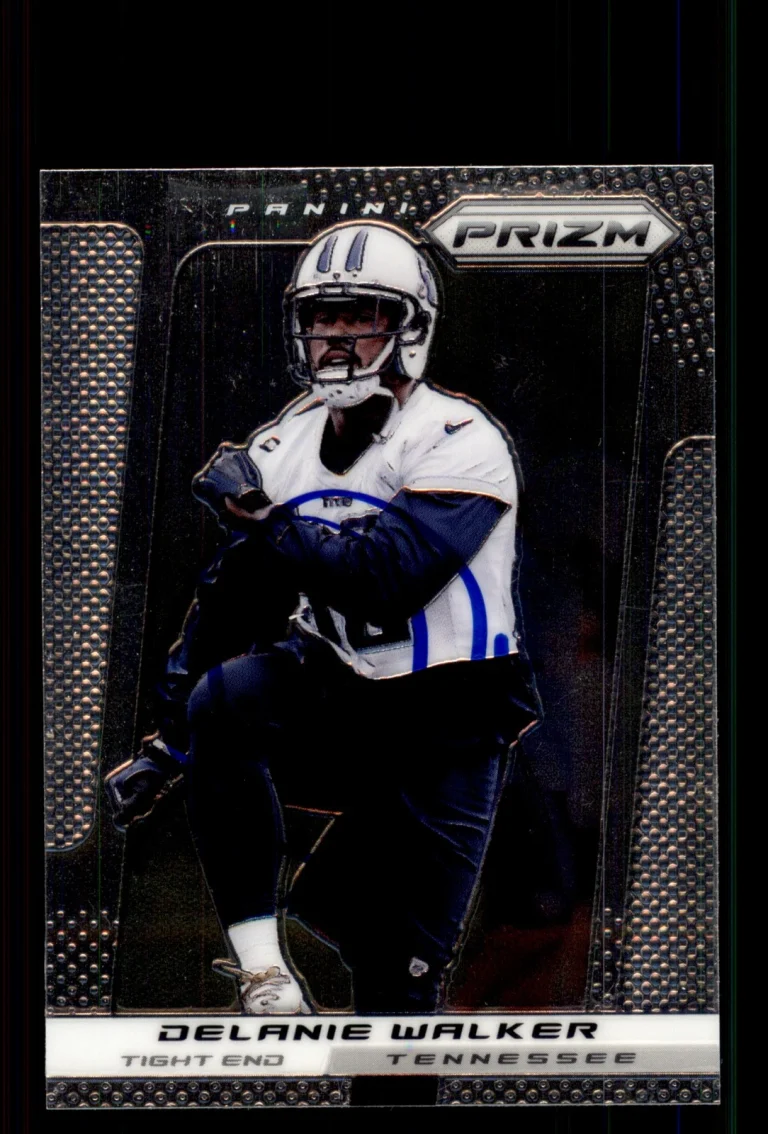 Signed Football Card Auto Delanie Walker 2013 Panini Prizm #50 Tennessee Titans