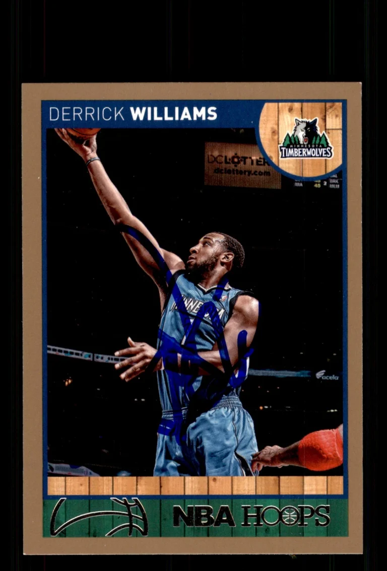 Signed Basketball Card Auto Derrick Williams 2013-14 Hoops #127