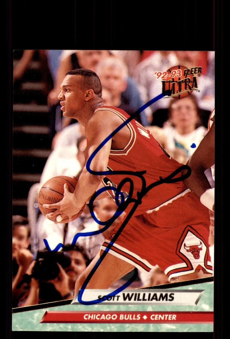 Signed Basketball Card Auto Scott Williams 1992-93 Ultra #32 Chicago Bulls