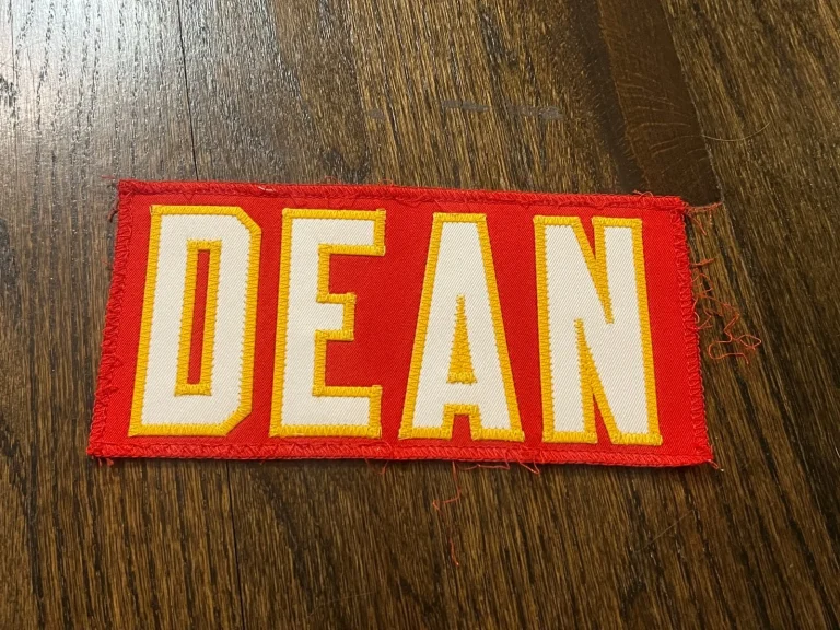 KANSAS CITY CHIEFS GAME USED ? TEAM ISSUED JERSEY NAMEPLATE TREY DEAN