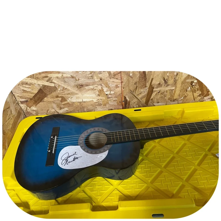 JUICE NEWTON SIGNED AUTOGRAPHED ACOUSTIC GUITAR JSA CERTIFIED COUNTRY