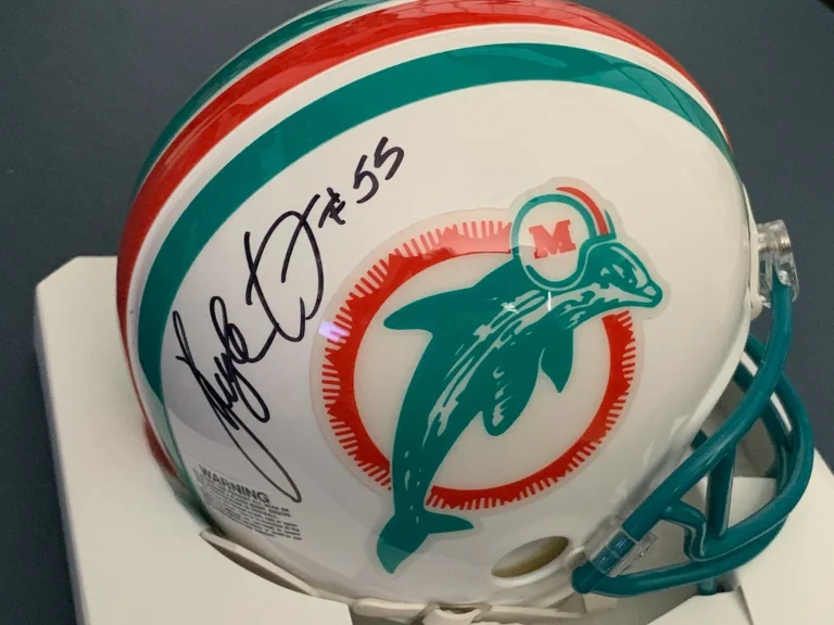 HUGH GREEN MIAMI DOLPHINS  SIGNED RIDDELL MINI HELMET