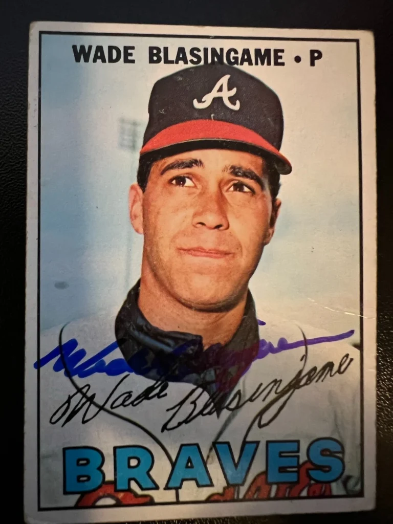 WADE BLASINGAME  MILWAUKEE BRAVES  SIGNED 1967 TOPPS BASEBALL CARD