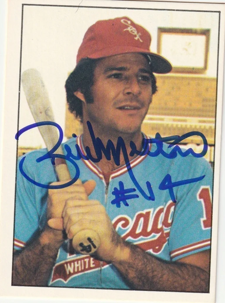 BILL MELTON CHICAGO WHITE SOX  SIGNED 1975 SSPC CARD #155