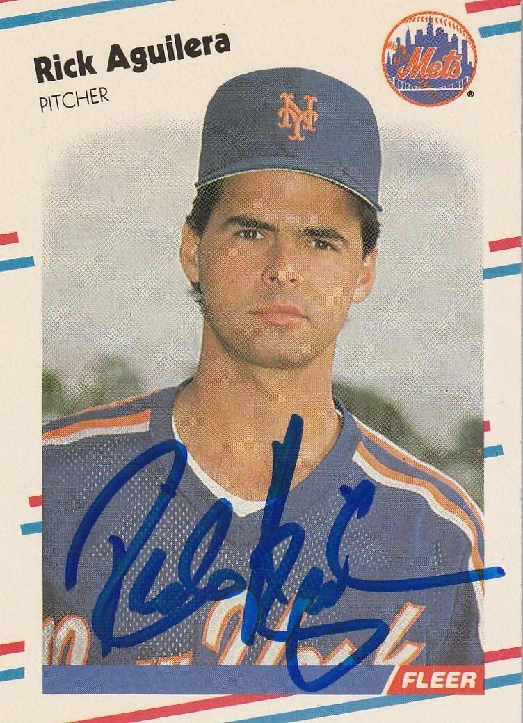 RICK AGUILERA NEW YORK METS  SIGNED 1988 FLEER CARD #127