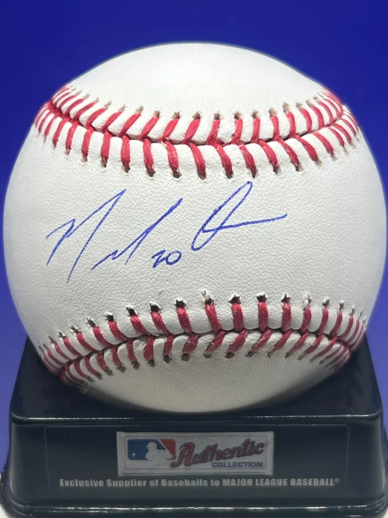 MARCELL OZUNA  ATLANTA BRAVES  BECKETT AUTHENTICATED  SIGNED OML BASEBALL