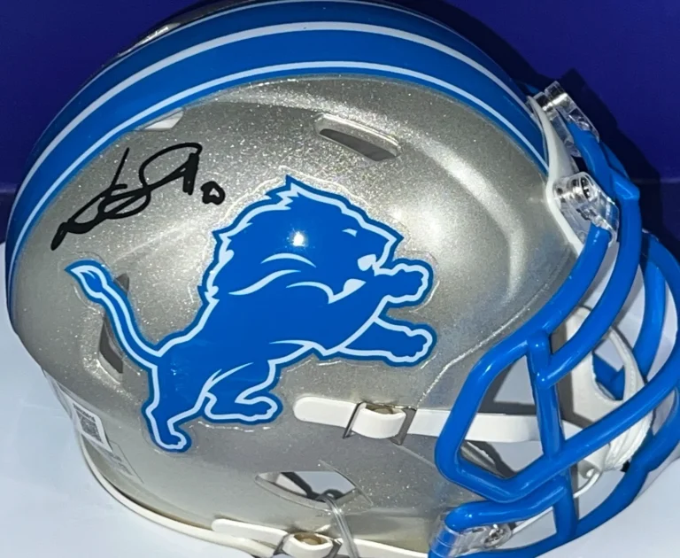 NDAMUKONG SUH DETROIT LIONS  BECKETT AUTHENTICATED  SIGNED MINI HELMET