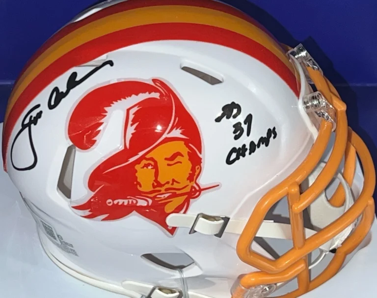 JON GRUDEN TAMPA BAY BUCCANEERS SB 37 CHAMPS  BECKETT  TB SIGNED MINI HELMET