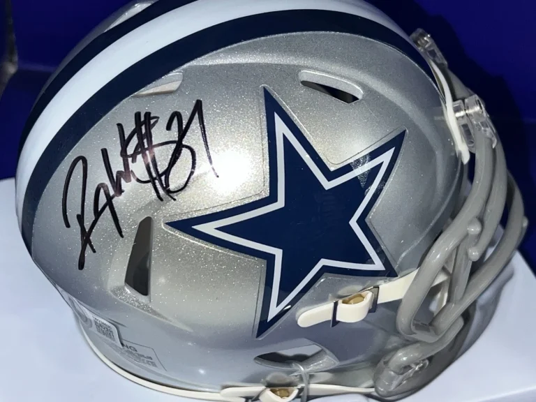 ROY WILLIAMS DALLAS COWBOYS BECKETT AUTHENTICATED SIGNED  MINI HELMET