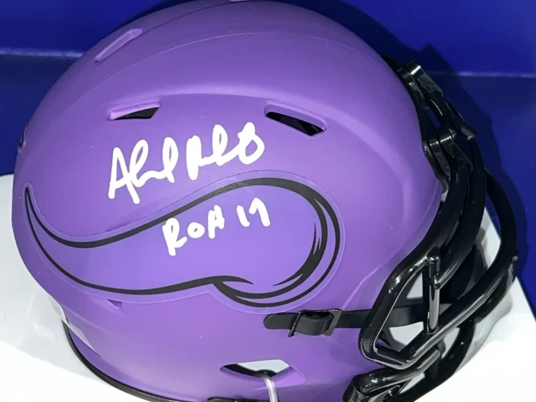 AHMAD RASHAD MINNESOTA VIKINGS ROH 17 BECKETT SIGNED RAVE MINI HELMET