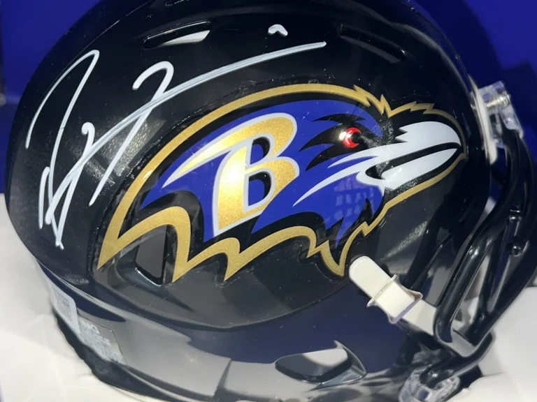 RAY LEWIS BALTIMORE RAVENS BECKETT AUTHENTICATED SIGNED MINI HELMET