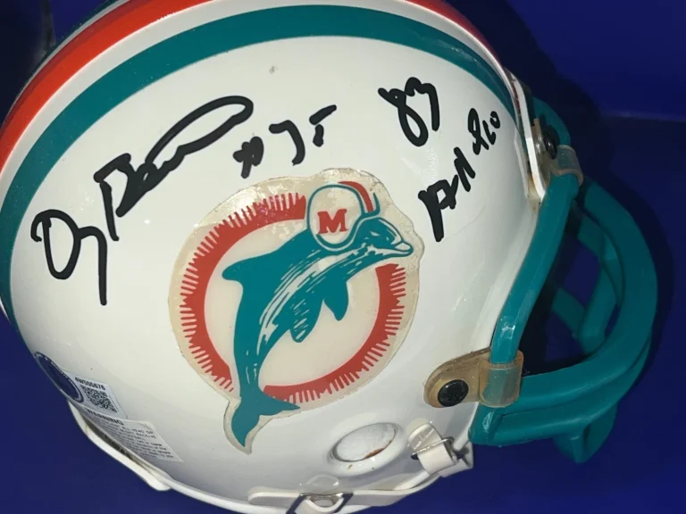 DOUG BETTERS MIAMI DOLPHINS BECKETT AUTHENTIC  SIGNED 80'S THROWBACK MINI HELMET