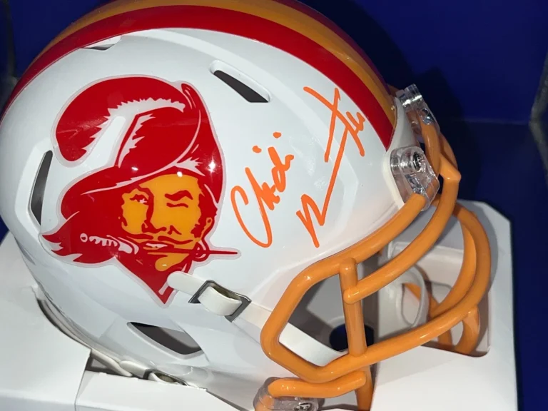 CHIDI AHANOTU TAMPA BAY BUCCANEERS JSA AUTHEN SIGNED THROWBACK MINI HELMET