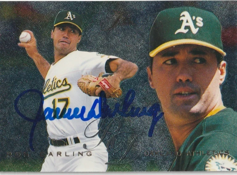 RON DARLING OAKLAND A'S  1995 FLAIR  SIGNED CARD #72