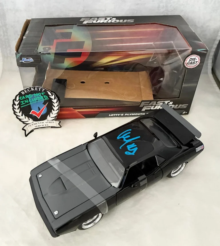 Michelle Rodriguez Signed Diecast Car 1:24 1970 Plymouth Barracuda Fast & Fur...