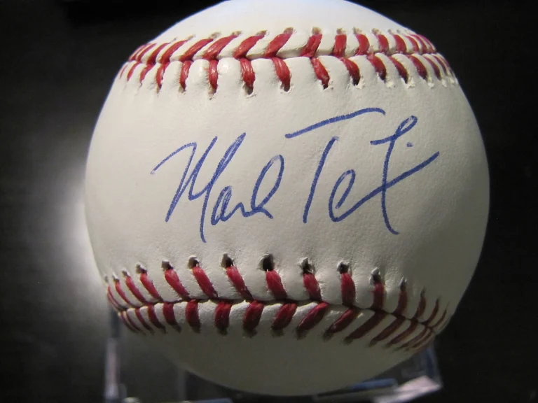 MARK TEIXEIRA  NEW YORK YANKEES  MLB AUTHENTICATED   SIGNED OML BASEBALL