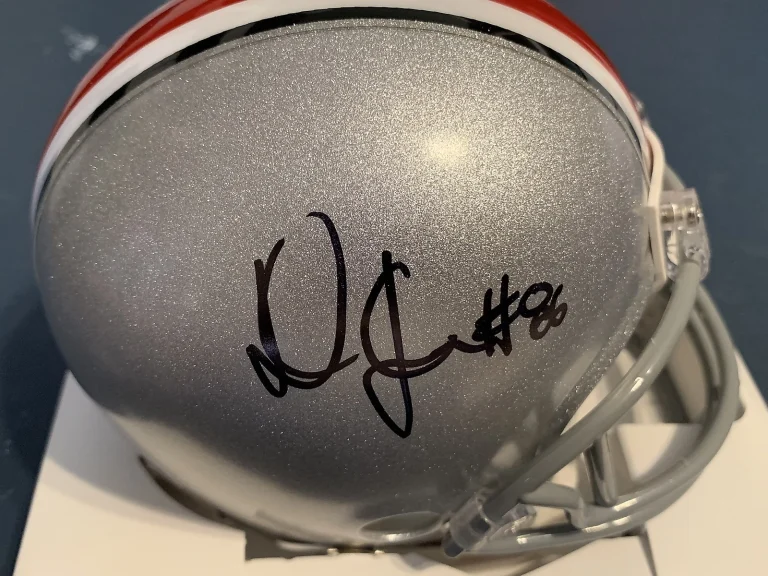 DRE'MONT JONES  OHIO STATE BUCKEYES    SIGNED MINI HELMET