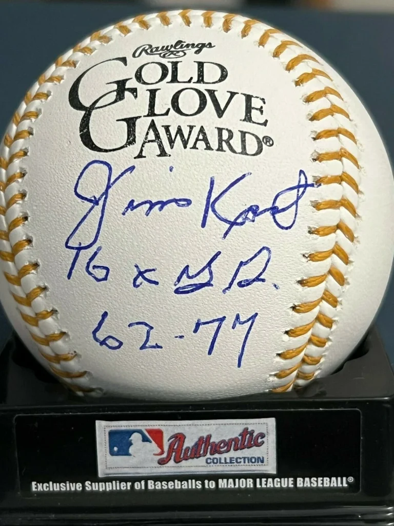 JIM KAAT  MINNESOTA TWINS 16 X GOLD GLOVE 1962-77 SIGNED OML GOLD GLOVE BASEBALL