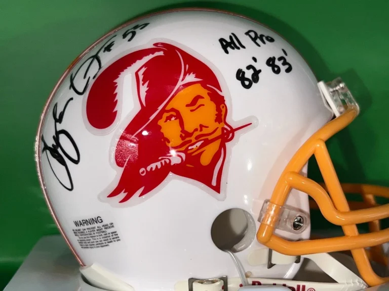 HUGH GREEN  TAMPA BAY BUCCANEERS  ALL-PRO 82,83   SIGNED RIDDELL MINI HELMET