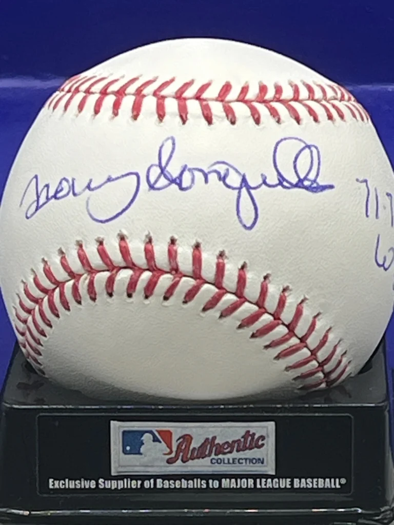 MANNY SANGUILLEN  PITTSBURGH PIRATES 71, 79 WSC  OML BASEBALL