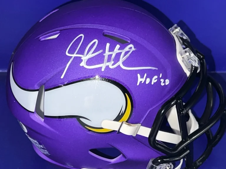 STEVE HUTCHINSON MINNESOTA VIKINGS HOF 20  JSA AUTHENTICATED SATIN SIGNED MINI