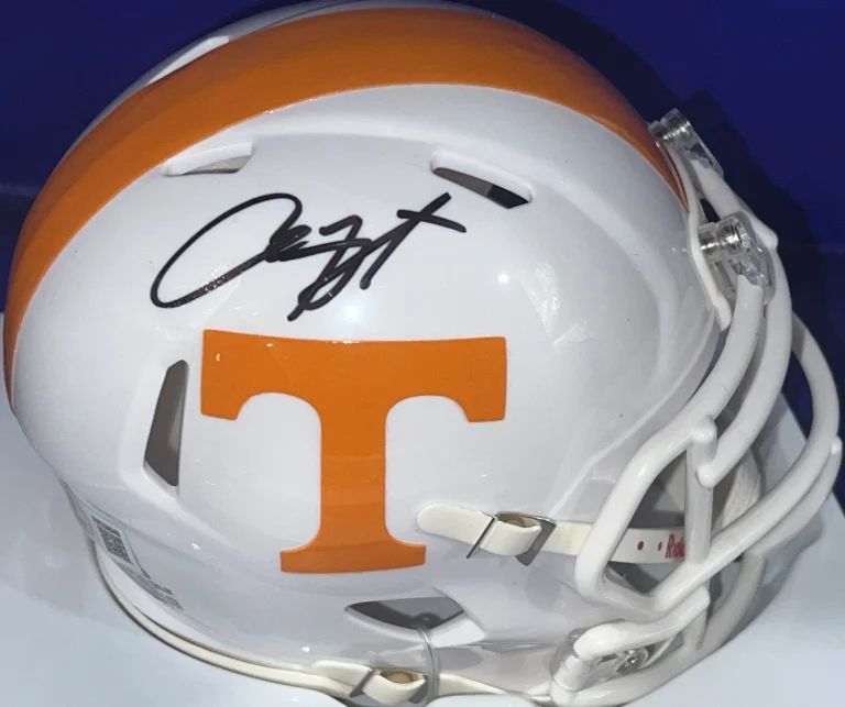 ARIAN FOSTER TENNESSEE VOLUNTEERS BECKETT AUTHENTICATED SIGNED WHITE MINI HELMET