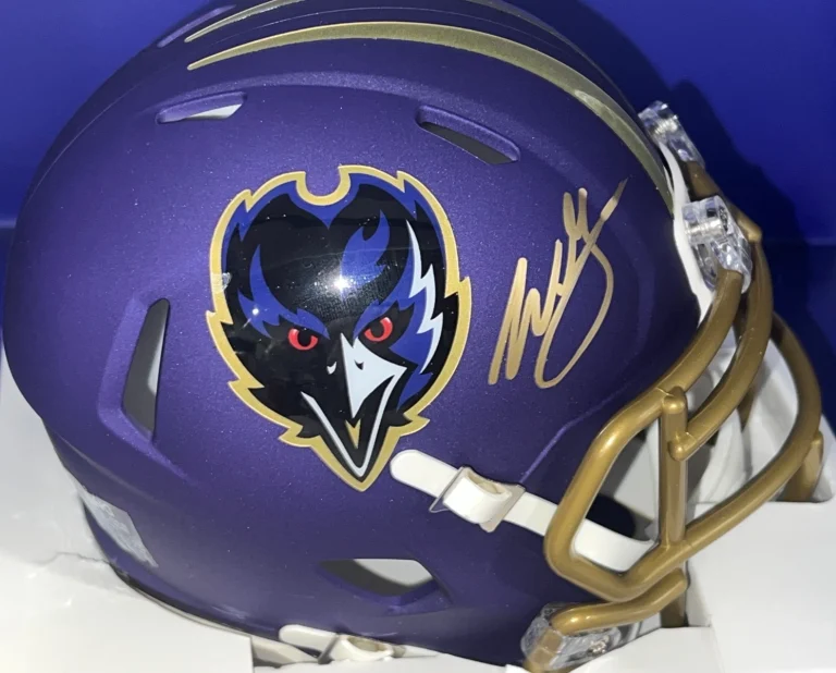 WILLIS MCGAHEE BALTIMORE RAVENS  JSA AUTHENTICATED SIGNED ALT MINI HELMET