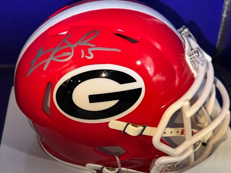CARSON BECK GEORGIA BULLDOGS BECKETT AUTHENTICATED SIGNED SPEED MINI HELMET