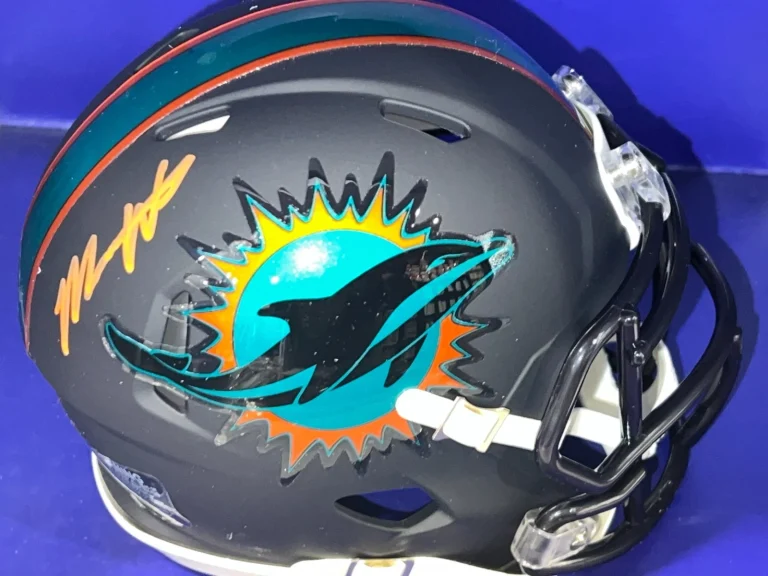 MALIK WASHINGTON MIAMI DOLPHINS BECKETT AUTHENTICATED SIGNED RIVALRY MINI HELMET
